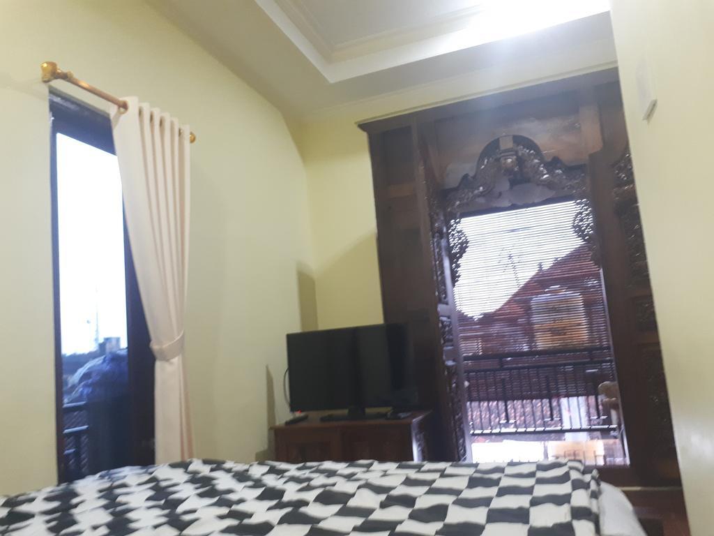Indy House Hotel Ubud  Exterior photo